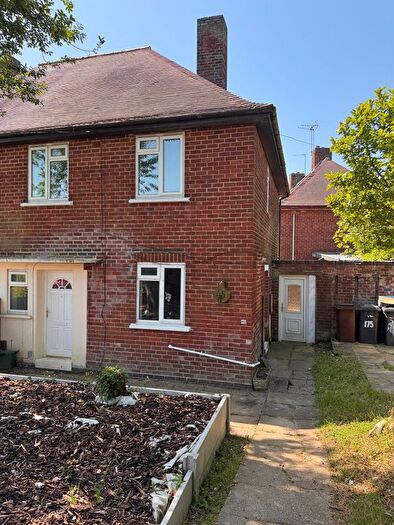 3 Bedroom Semi Detached House For Sale In Beresford Drive, Ilkeston, DE7