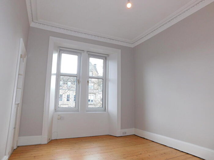 2 Bedroom Flat To Rent In , Gorgie Road, Edinburgh, EH11