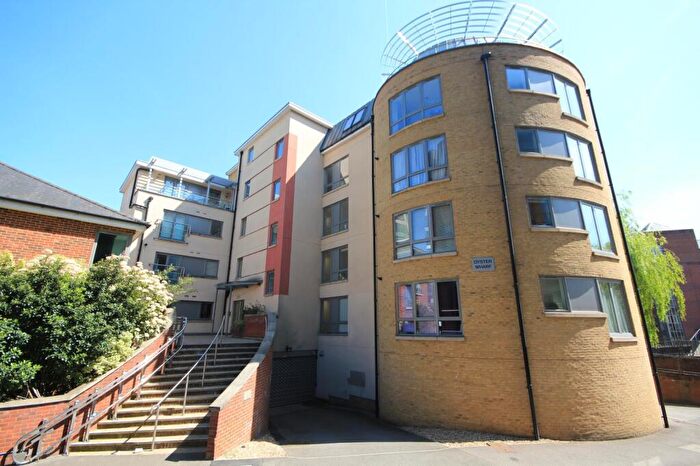 2 Bedroom Apartment To Rent In Oyster Wharf, Crane Wharf, Reading, Berkshire, RG1