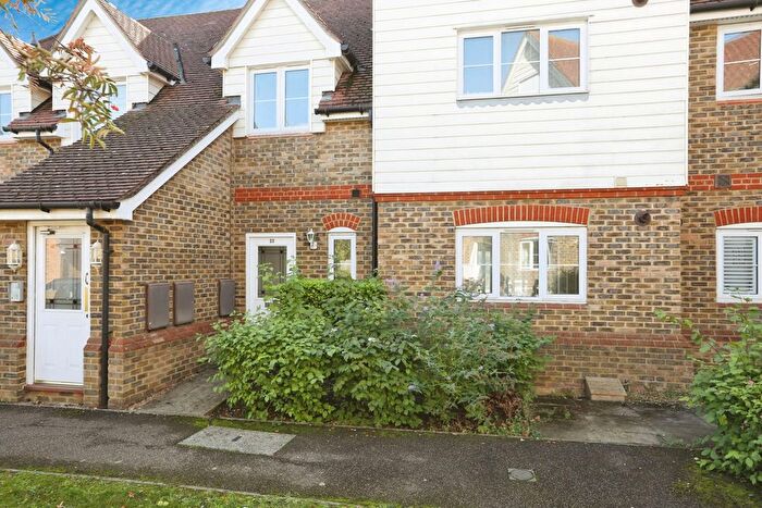 1 Bedroom Flat For Sale In Wigeon Road, Iwade, Sittingbourne, Kent, ME9