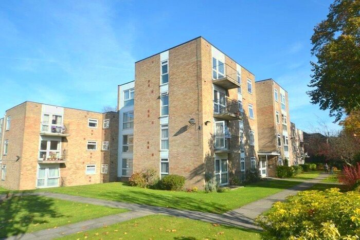 1 Bedroom Apartment To Rent In Devonshire Road, Sutton, SM2
