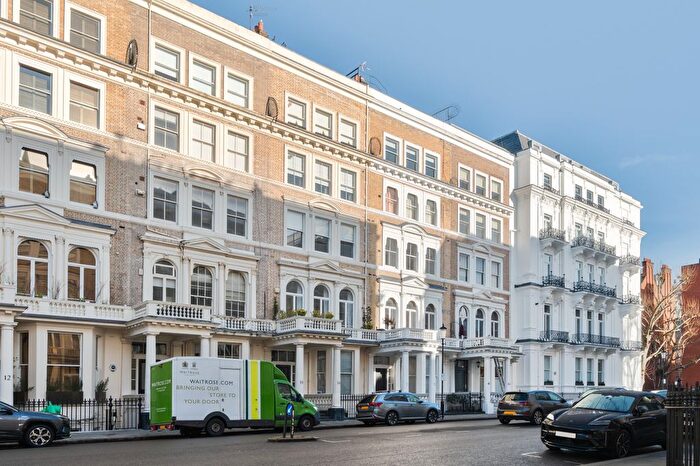 2 Bedroom Flat For Sale In Queens Gate Place, South Kensington, SW7