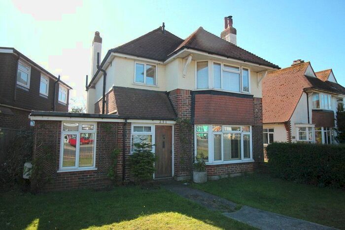 4 Bedroom Detached House To Rent In Hangleton Road, Hove, East Sussex, BN3