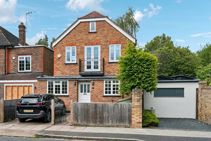 5 Bedroom Detached House For Sale In Suffolk Road, Barnes, SW13