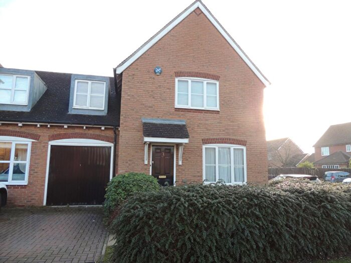 3 Bedroom Semi-Detached House To Rent In Digby Croft, Middleton, Milton Keynes, MK10