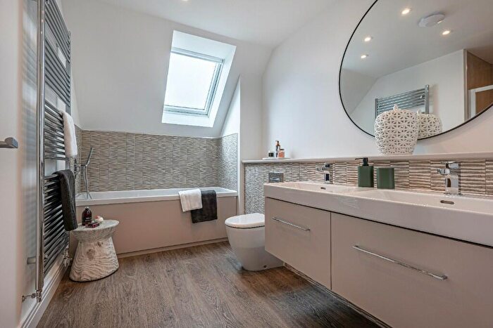 5 Bedroom Detached House For Sale In Florish Road, Renfrewshire, Erskine, PA8
