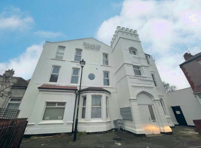 2 Bedroom Apartment To Rent In Bath Street North, Southport, Merseyside, PR9