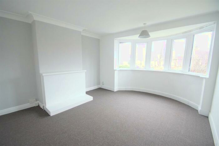 1 Bedroom Flat To Rent In Primley Park Crescent, Leeds, LS17