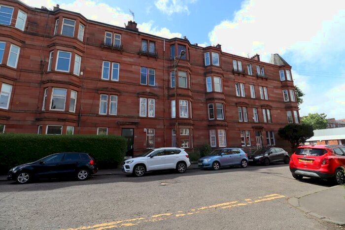 2 Bedroom Flat To Rent In Ledard Road, Battlefield, Glasgow, G42
