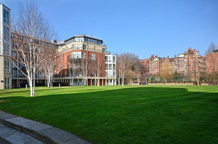 1 Bedroom Flat To Rent In Coleridge Gardens, Chelsea, London, SW10