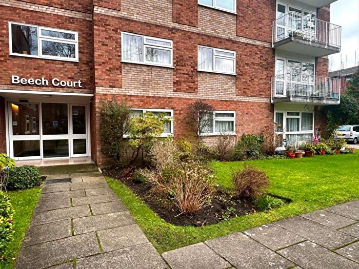 3 Bedroom Apartment To Rent In Beech Court, , Willow Bank Manchester, M14