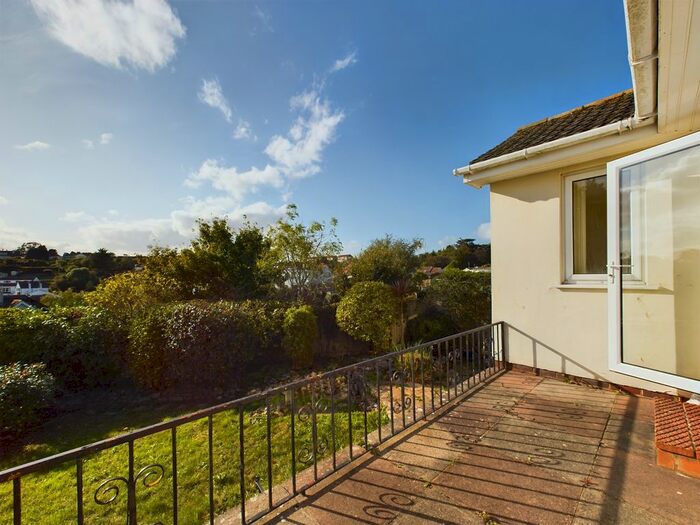 2 Bedroom Detached Bungalow To Rent In Blue Waters Drive, Paignton, TQ4