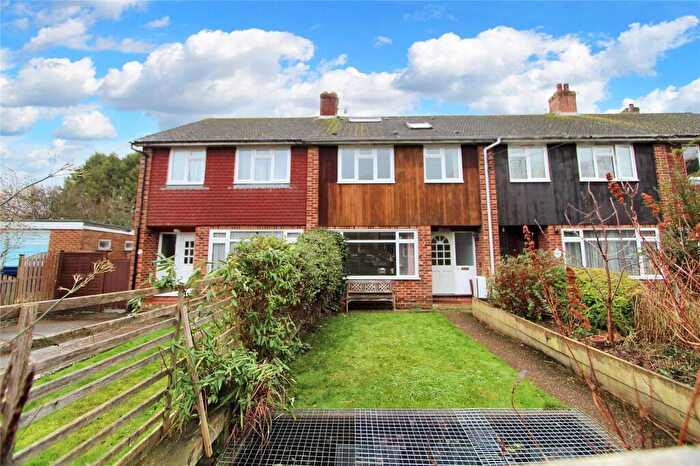3 Bedroom Terraced House To Rent In Newfield Road, Liss, Hampshire, GU33