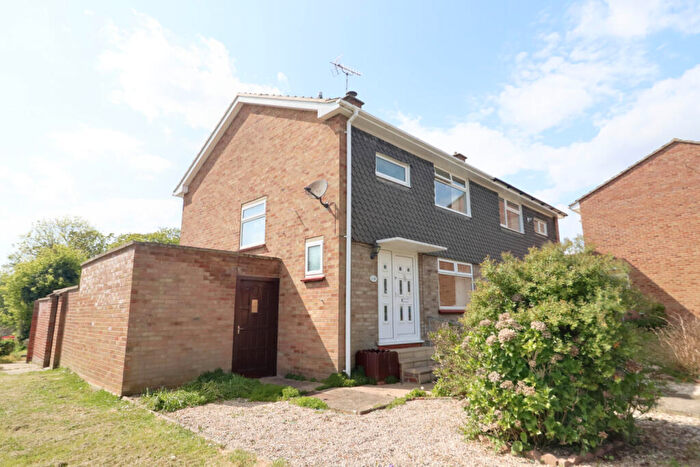 3 Bedroom Semi-Detached House For Sale In Glebe Avenue, Braintree, CM7
