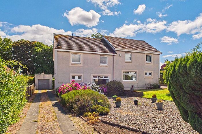 4 Bedroom Semi-Detached House For Sale In Ruthven Place, St Andrews, KY16