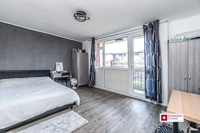 2 Bedroom Maisonette To Rent In Lower Clapton, Hackney, E5