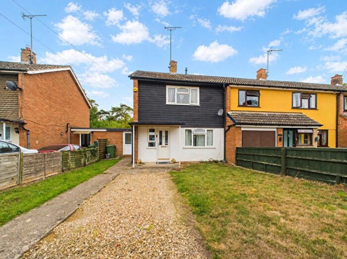 2 Bedroom End Terrace House For Sale In Midland Road, Stonehouse, GL10