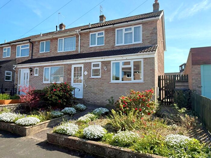 3 Bedroom End Of Terrace House For Sale In Friendship Road, Nailsea, North Somerset, BS48