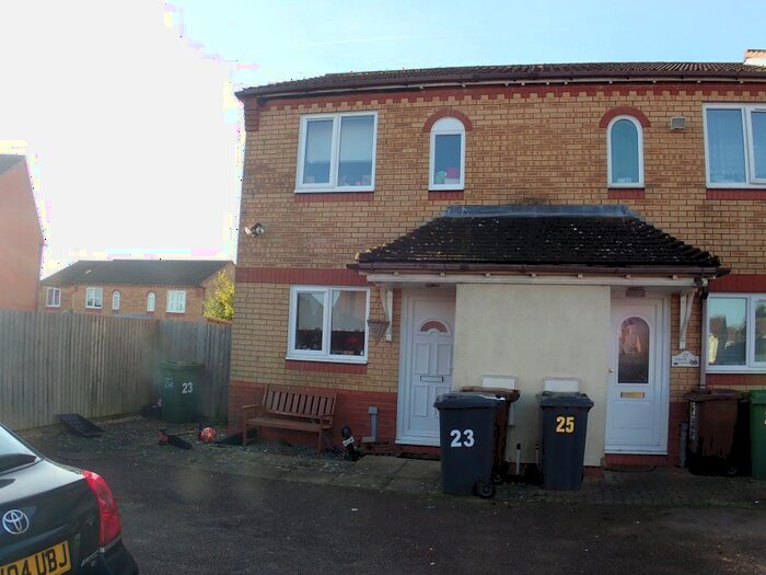 2 Bedroom Property To Rent In Inham Close, Corby, NN18