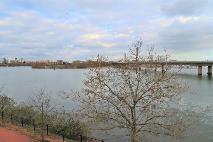 3 Bedroom Maisonette To Rent In Seager Drive, Cardiff, CF11