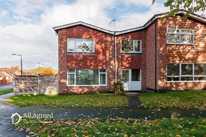 3 Bedroom Semi Detached House For Sale In Potters Way, Ilkeston, DE7