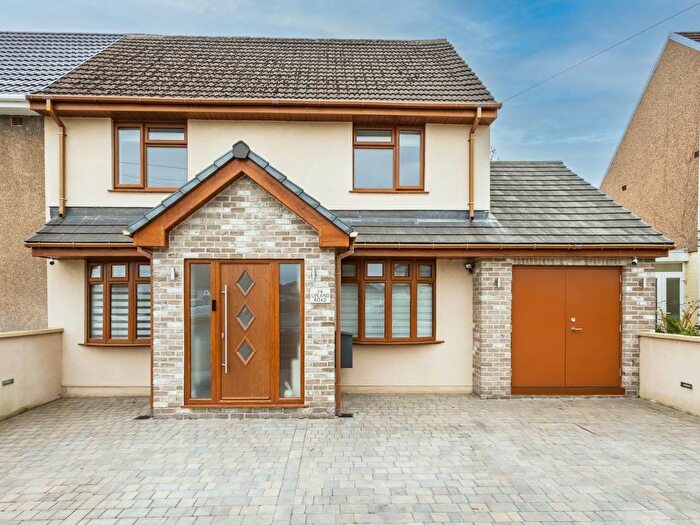 3 Bedroom Property For Sale In Upland Road, Pontllanfraith, Blackwood, NP12
