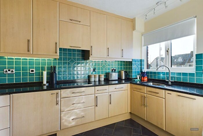 4 Bedroom Property To Rent In White Heather Court, Hythe, Southampton, SO45
