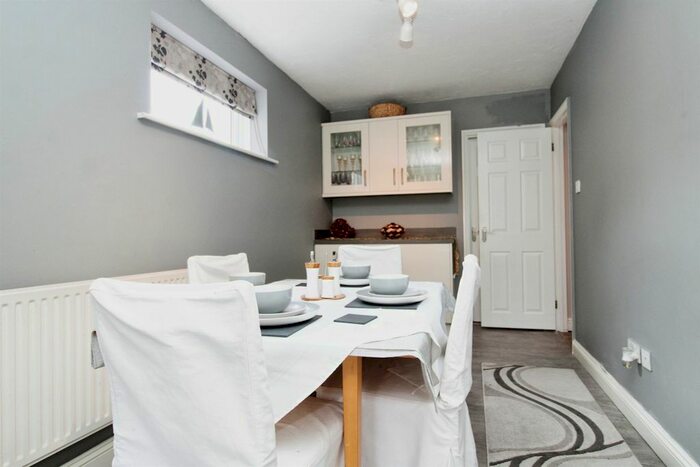 4 Bedroom Detached House For Sale In The Meadows, Marshfield, Cardiff, CF3