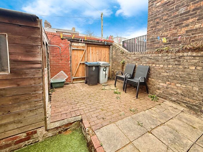 2 Bedroom Flat For Sale In Cleadon Street, Consett, DH8