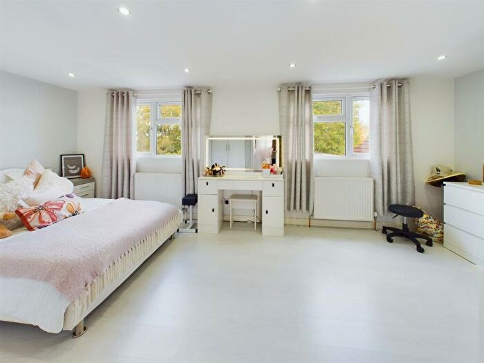 5 Bedroom House For Sale In Semi-Detached House With Detached Bungalow, GL2