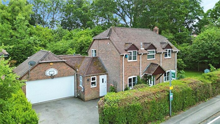 4 Bedroom Detached House For Sale In Basingstoke Road, Riseley, Reading, Berkshire, RG7