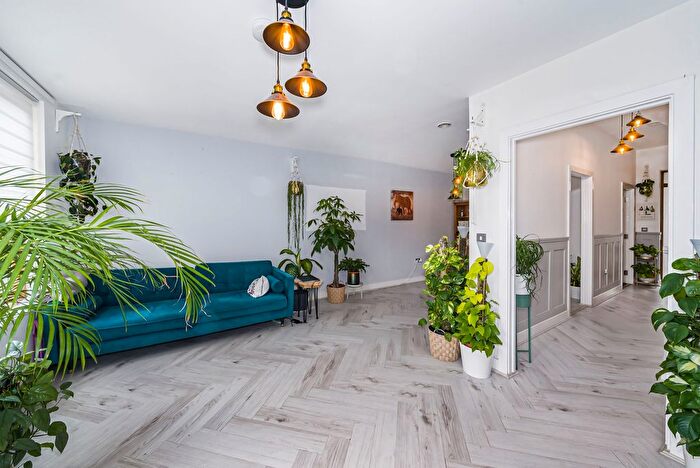 4 Bedroom Terraced House For Sale In Wellington Drive, Dagenham, RM10