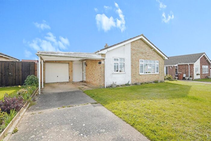 3 Bedroom Detached Bungalow For Sale In Fairfield Drive, Attleborough, NR17