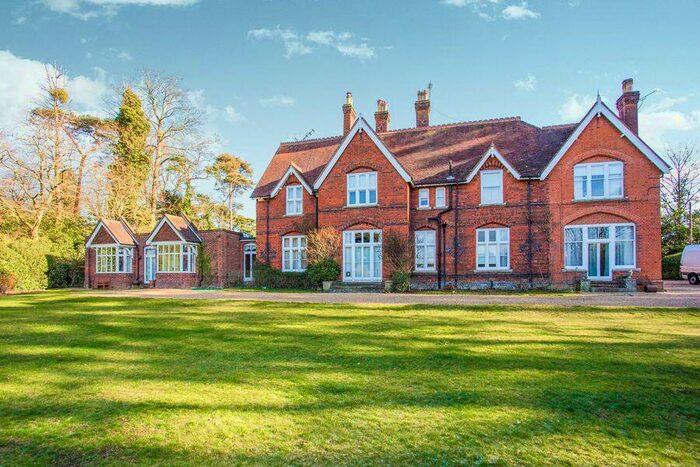 3 Bedroom Apartment To Rent In Englemere Wood, Ascot, SL5