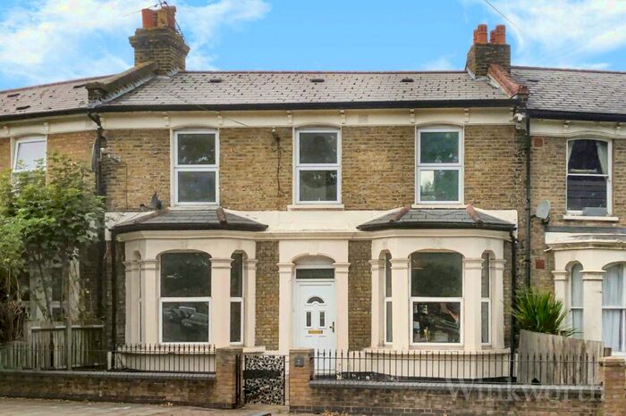 5 Bedroom Terraced House To Rent In Meeting House Lane, London, SE15