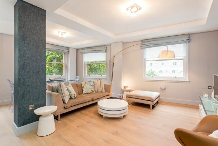 2 Bedroom Flat To Rent In Martin Lane London, EC4R