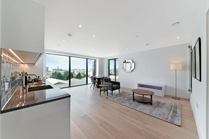 2 Bedroom Apartment For Sale In Fairwater House, Royal Wharf, E16