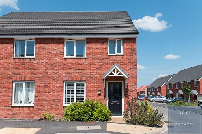 3 Bedroom Semi-Detached House For Sale In Radfords Turf, Cranbrook, EX5