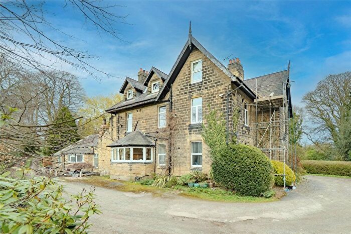 1 Bedroom Flat For Sale In Netherleigh, Elmete Lane, Roundhay, Leeds, LS8