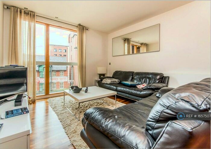 2 Bedroom Flat To Rent In The Hacienda, Manchester, M1