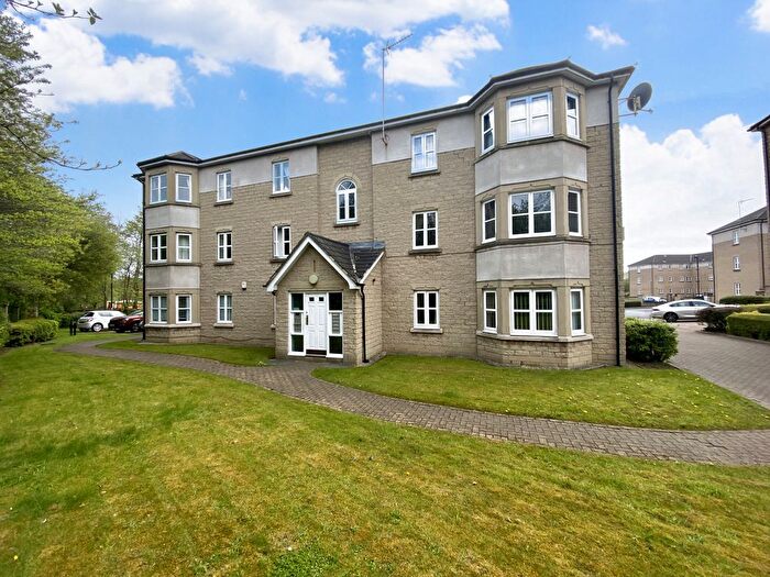 2 Bedroom Flat To Rent In Carnoustie Court, Whitley Bay, NE25