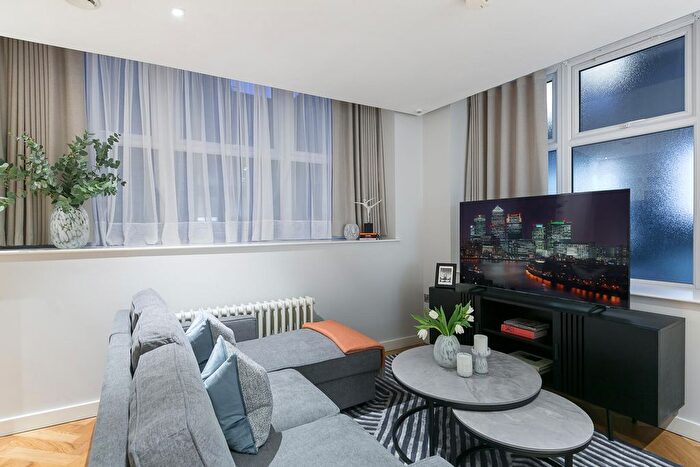 1 Bedroom Flat To Rent In Arlington Road, London, NW1