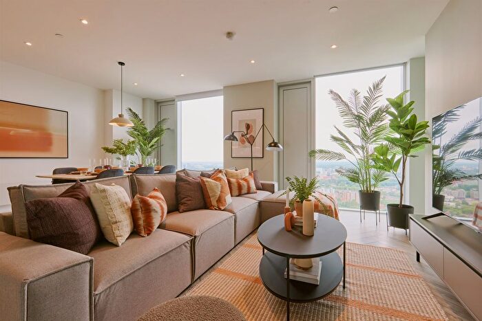 2 Bedroom Flat To Rent In Cortland, Bankside Blvd, M3