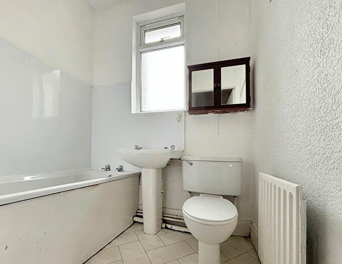 2 Bedroom Terraced House For Sale In Disraeli Street, Blyth, Northumberland, NE24