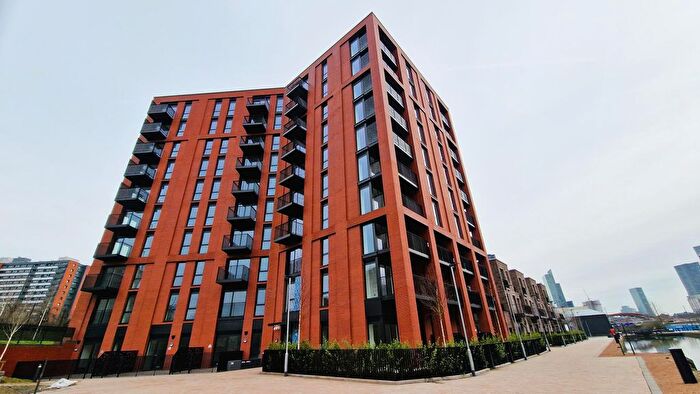 2 Bedroom Flat To Rent In Middlewood Locks, Salford, M5