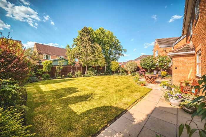 5 Bedroom Detached House For Sale In Bramblewick Drive, Littleover, Derby, DE23
