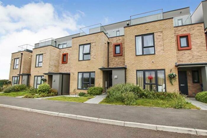 4 Bedroom Town House To Rent In Kings Meadow, CB1