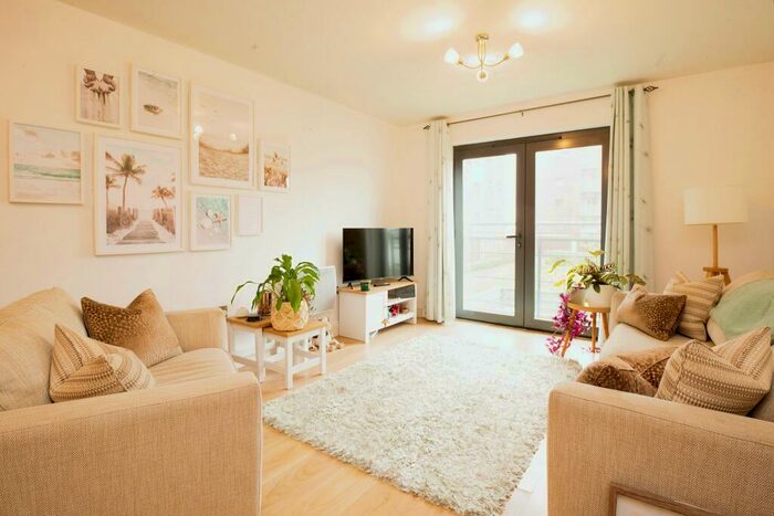 1 Bedroom Apartment To Rent In Galleon Way, Atlantic Wharf, CF10