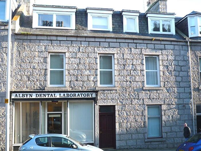 1 Bedroom Flat To Rent In Crown Street, Aberdeen, AB11