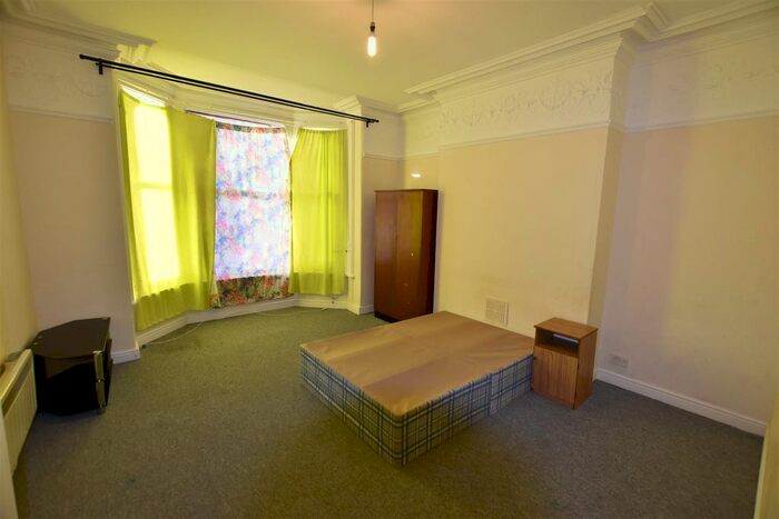 1 Bedroom Flat To Rent In Westleigh Road, Leicester, LE3